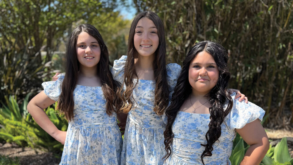 HDES Junior Queen and Aides